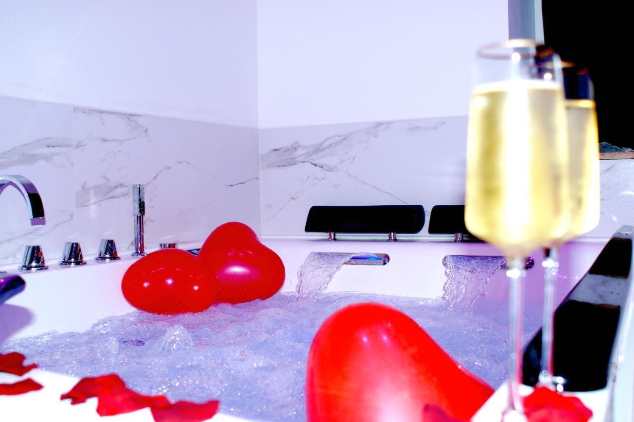 Le Venus - Appartement Spa Privatif Balneo Sauna Dijon Luaran gambar